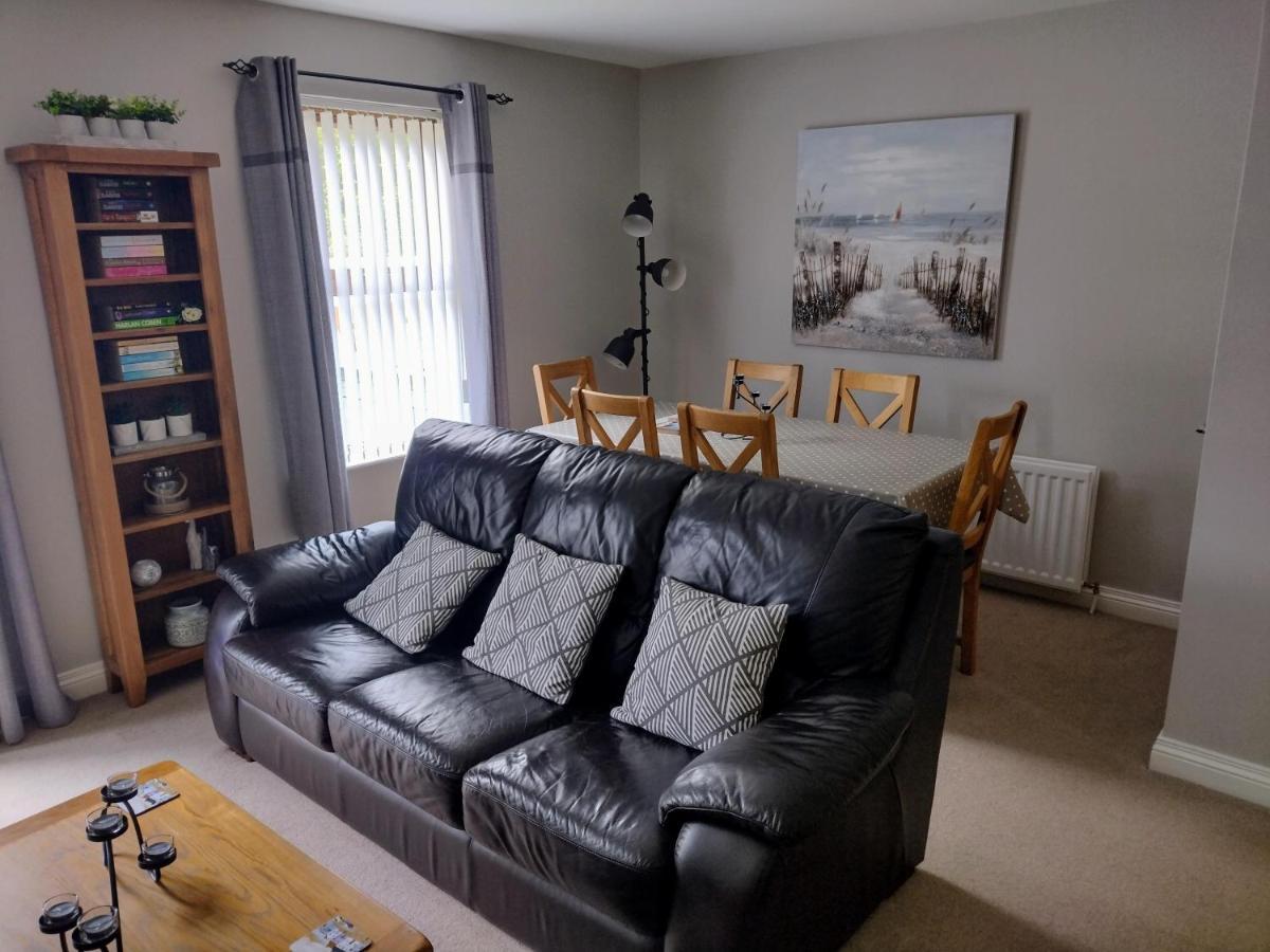 Mournes Snug Villa Newcastle  Exterior photo